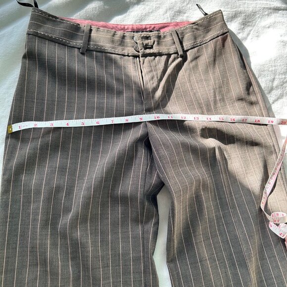 Grey and pink pinstripe pants - Picture 7 of 8